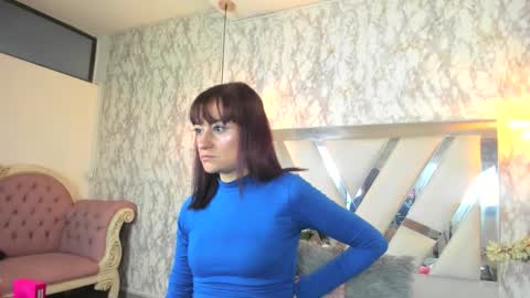 Candy hot online show from February 2026 08:47:01 PM