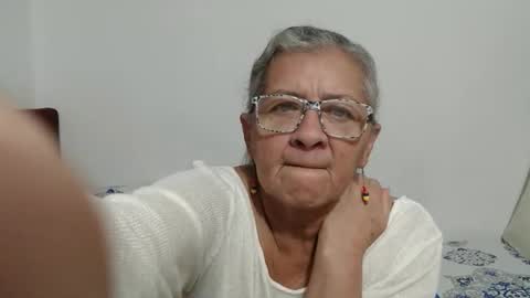 Snapshot of candy_mature_ chatting on April 2026 09:26:02 AM candy online show from April 2026 09:26:02 AM