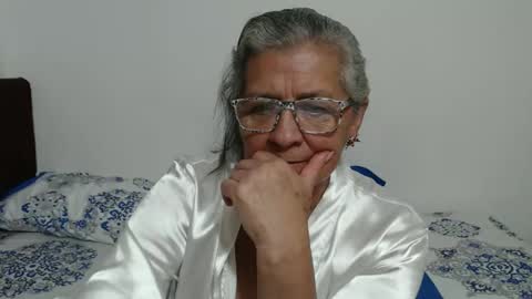Snapshot of candy_mature_ chatting on April 2026 10:41:01 PM candy online show from April 2026 10:41:01 PM
