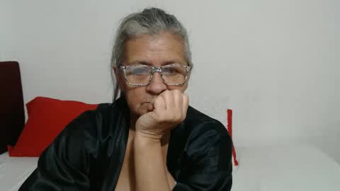 Snapshot of candy_mature_ chatting on May 2026 11:50:01 AM candy online show from May 2026 11:50:01 AM