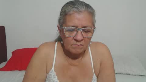 Snapshot of candy_mature_ chatting on May 2026 11:35:02 PM candy online show from May 2026 11:35:02 PM