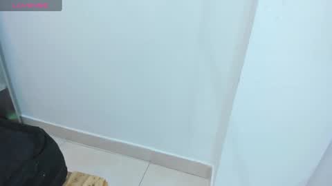 Candy  online show from March 2025 03:46:02 AM