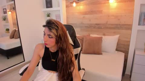 CANDY online show from December 2025 07:19:02 PM