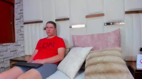 candyandsteven online show from January 2026 03:22:01 AM