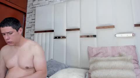 candyandsteven online show from March 2026 04:09:01 AM