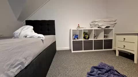 Candy Boy online show from November 2025 12:20:02 AM