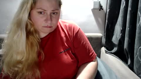 Laura online show from February 2025 11:04:02 PM