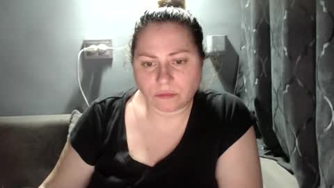 Laura online show from November 2025 06:30:01 PM