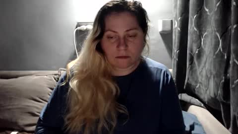 Laura online show from February 2026 09:53:01 PM