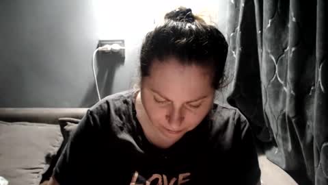 Laura online show from February 2026 06:52:01 PM