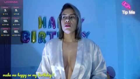 Candy Dowson online show from December 2024 10:43:01 AM