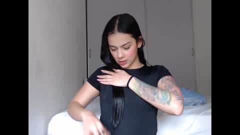 Snapshot of candyfire666 chatting on September 2025 11:28:02 PM Sara online show from September 2025 11:28:02 PM