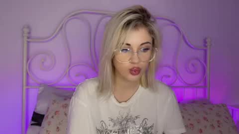 You can call me HH online show from November 2025 04:20:02 PM