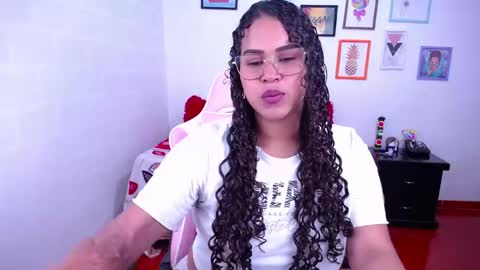 Snapshot of candyhot_sex chatting on April 2026 08:39:03 AM Karen online show from April 2026 08:39:03 AM