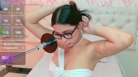 Snapshot of candykissx chatting on June 2026 05:03:02 AM Scarlet online show from June 2026 05:03:02 AM