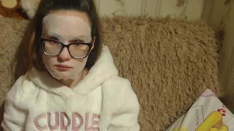 say meow and send tips  online show from January 2025 08:56:01 PM