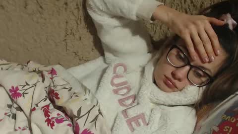 say meow and send tips  online show from February 2025 09:43:01 PM