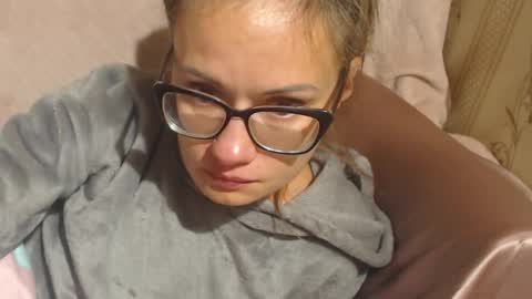 say meow and send tips  online show from September 2025 08:25:02 PM