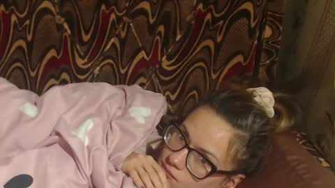 say meow and send tips  online show from November 2025 10:47:02 PM