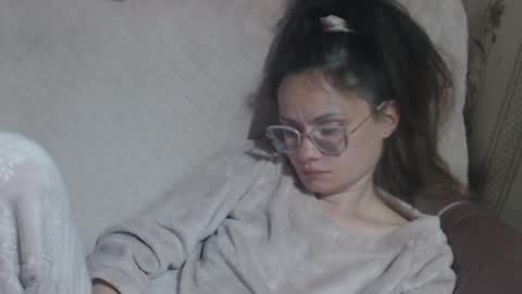 say meow and send tip  online show from April 2026 06:53:02 PM