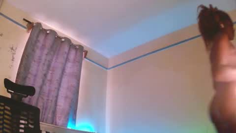 Candice online show from September 2025 06:28:02 AM