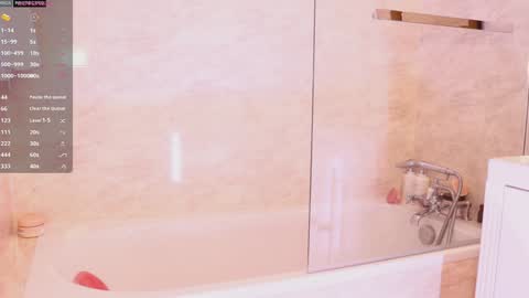 Snapshot of candymoore_ chatting on December 2024 10:16:01 PM Candice online show from December 2024 10:16:01 PM