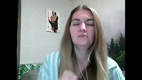 Daisy online show from September 2025 08:23:01 PM