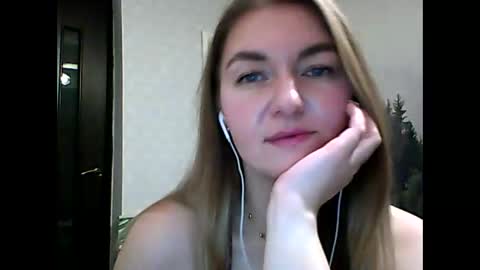 Daisy online show from December 2025 09:08:01 PM