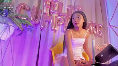 Candy online show from September 2025 08:52:02 PM