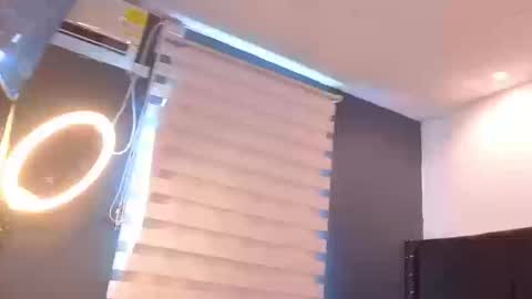 candyy_love1 online show from September 2025 01:44:02 PM