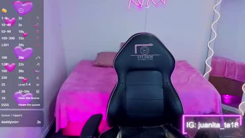 Snapshot of candyy_tay1 chatting on November 2025 11:57:02 AM CANDYY online show from November 2025 11:57:02 AM