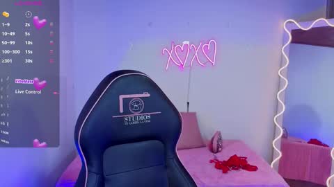 Snapshot of candyy_tay1 chatting on November 2025 11:36:02 AM CANDYY online show from November 2025 11:36:02 AM