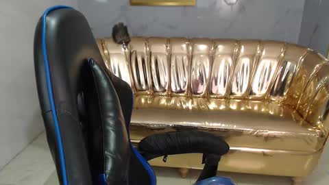 canela_s1 online show from October 2025 08:31:02 PM