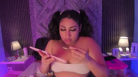 GABRIELA LOPEZ online show from December 2025 04:10:01 AM