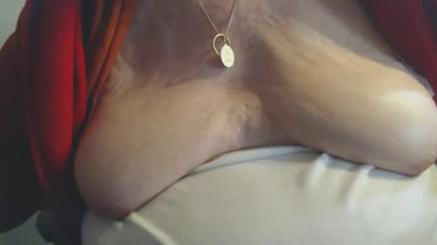 Cinzia  ex regina  online show from May 2026 01:51:01 PM