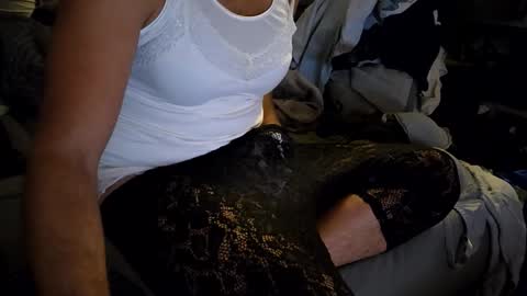 capoo24 online show from October 2025 02:09:02 AM