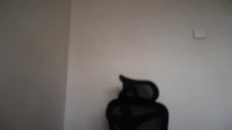 Emma online show from November 2025 06:16:02 AM