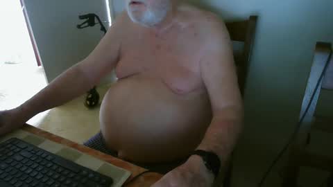 Snapshot of capt5105 chatting on January 2025 04:30:02 AM capt5105 online show from January 2025 04:30:02 AM