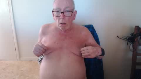 Snapshot of capt5105 chatting on February 2026 01:22:02 AM capt5105 online show from February 2026 01:22:02 AM