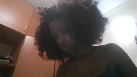 Snapshot of carababey chatting on April 2026 04:50:02 PM carababey online show from April 2026 04:50:02 PM