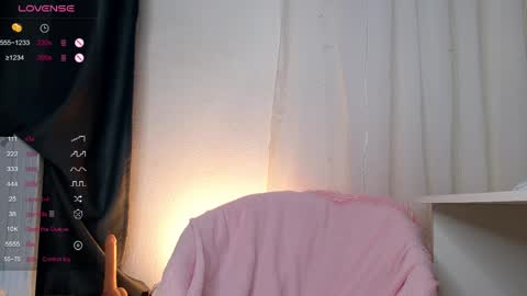 Snapshot of caramelangels chatting on May 2026 07:46:01 AM Viola Marika and Visma online show from May 2026 07:46:01 AM