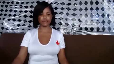 Snapshot of caramelbbe chatting on February 2025 10:48:01 AM fifi online show from February 2025 10:48:01 AM