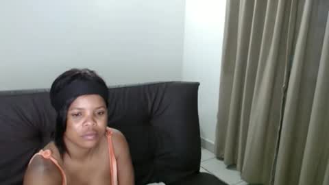 Snapshot of caramelbbe chatting on September 2025 07:15:02 PM fifi online show from September 2025 07:15:02 PM