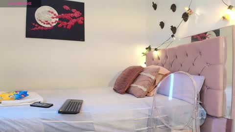 carolina online show from February 2025 09:57:01 PM