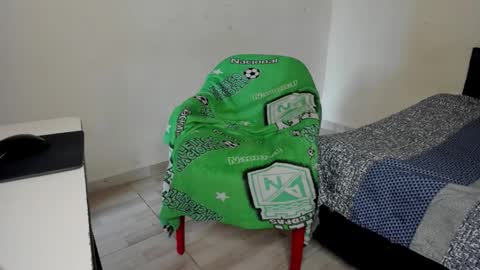 Carlos and Cristian  online show from November 2025 09:47:02 PM