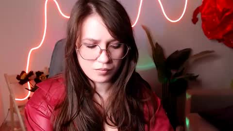 Mary online show from May 2026 07:11:02 PM
