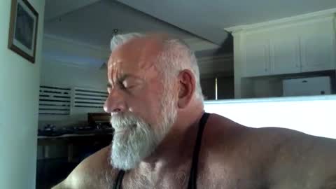 C A Rey online show from January 2026 03:00:02 AM