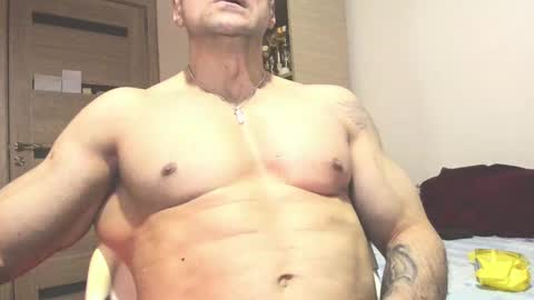 Laz online show from February 2025 09:04:02 PM