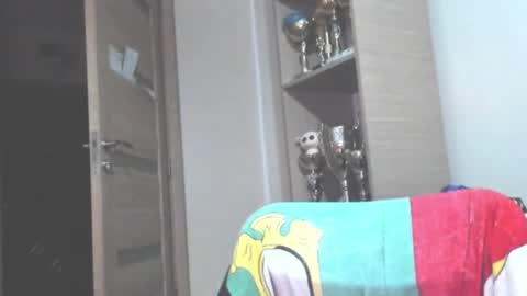 Laz online show from November 2025 07:45:02 PM