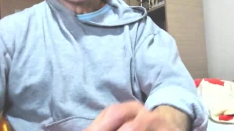 Laz online show from November 2025 05:12:02 PM